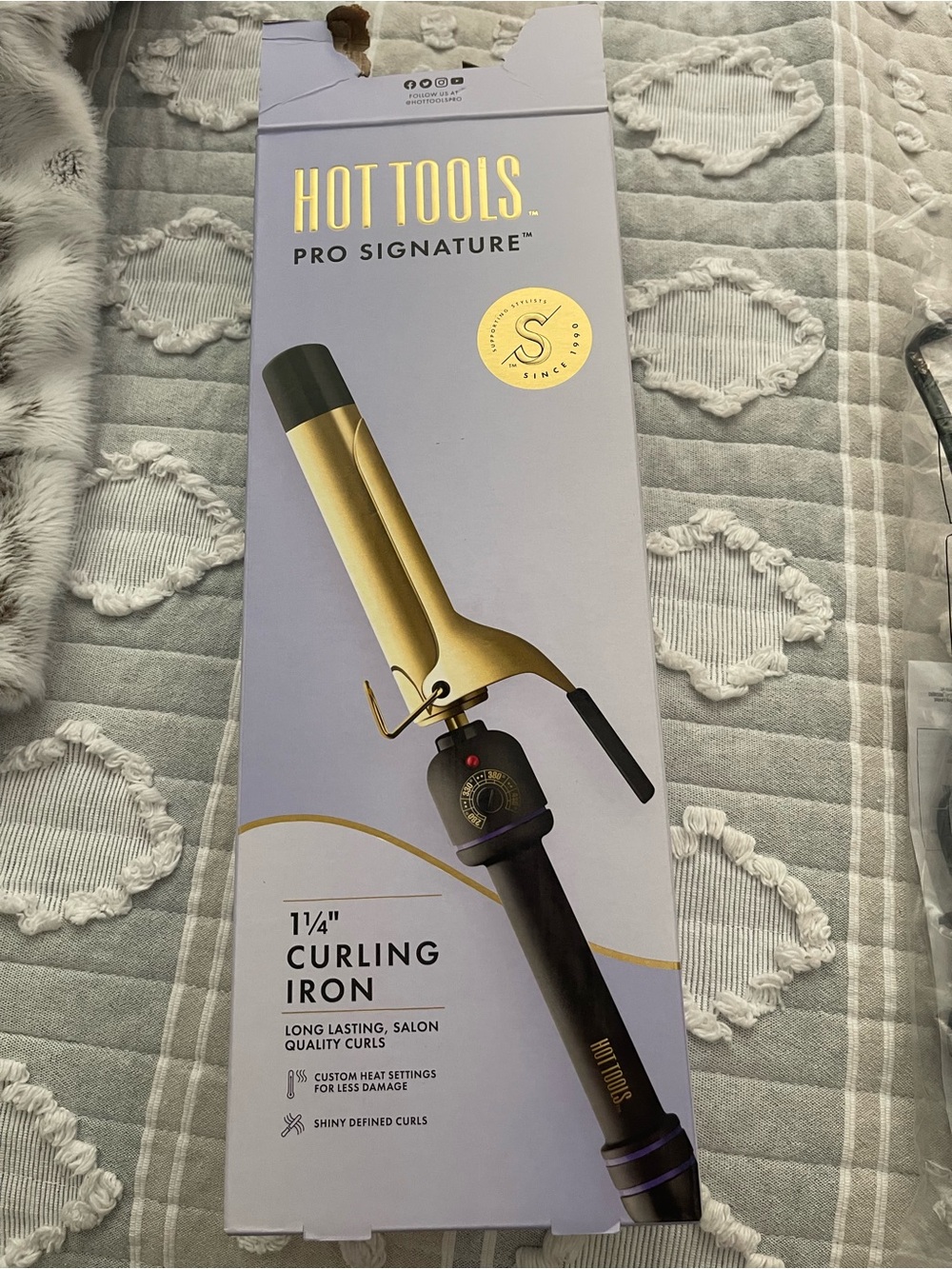 Hot Tools Pro Signature 1¼" Gold and Black Curling Iron